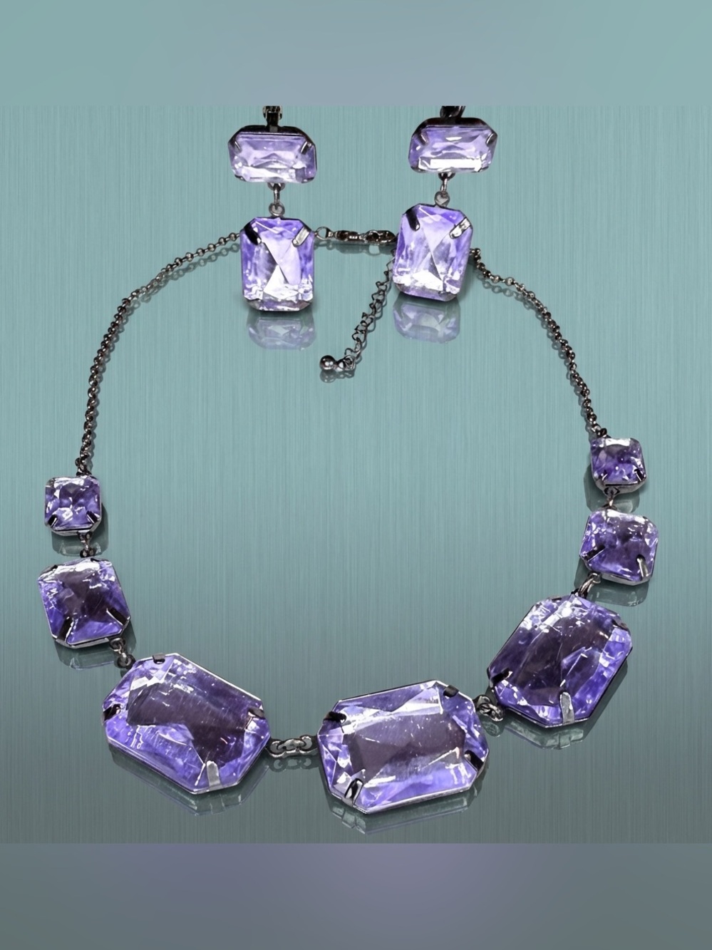 Vintage Avon NR purple & black necklace & earring set Women’s costume jewelry